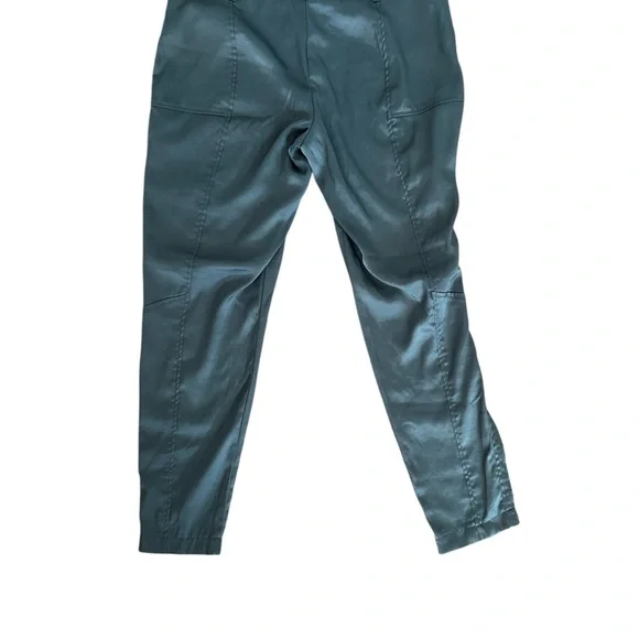 Silky army Green Cargo Pants - Picture 3 of 4